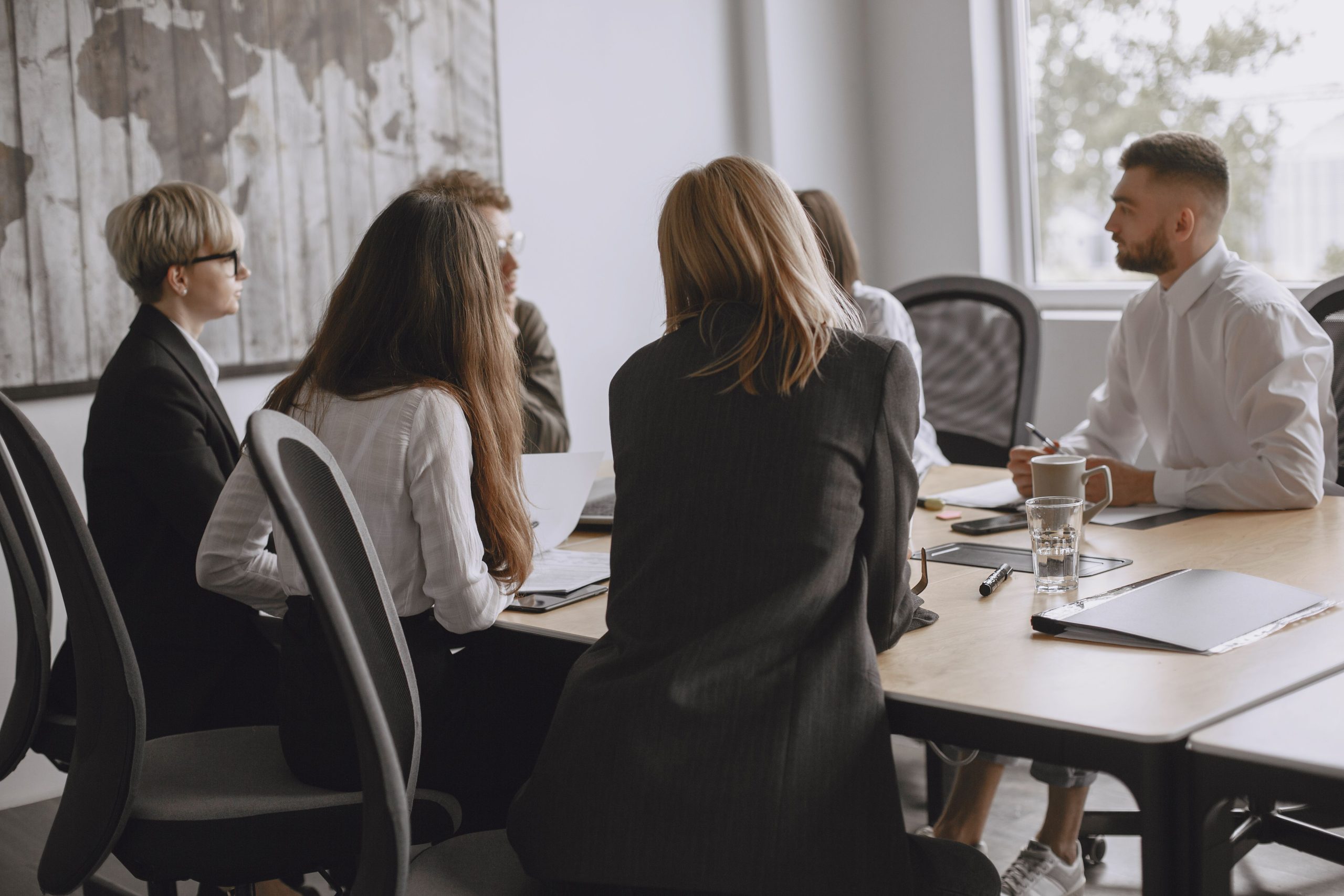 Business service discussion